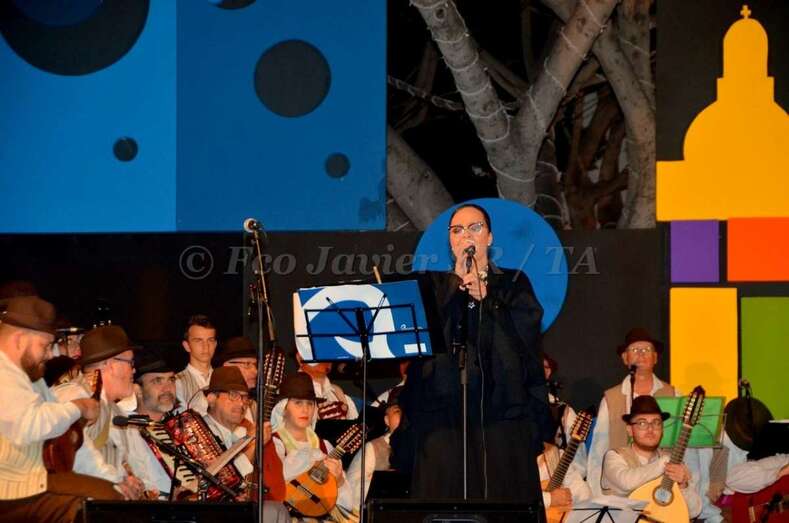 La solista Mariví Cabo, en un momento de su actuación, anoche en Los Llanos (Foto Francisco Javier Santana)