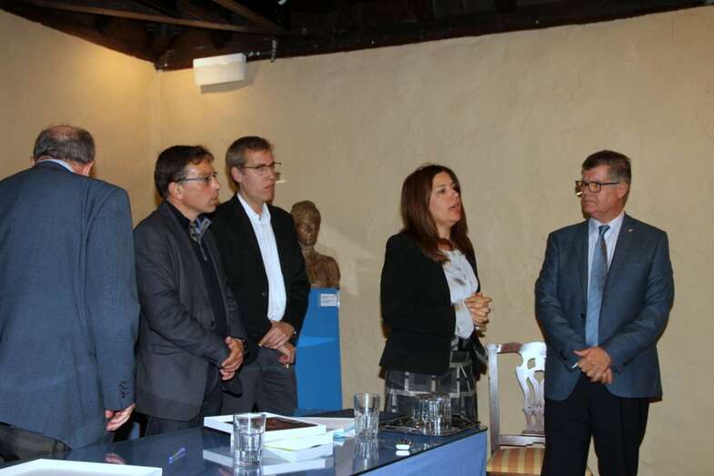 Momento de la intervención de la alcaldesa de Telde (Foto Jesús Ruiz Mesa)