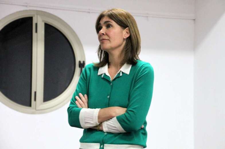 La psicóloga Pino Lorenzo, en la conferencia que ofreció el pasado 14 de marzo en Telde (Foto Jesús Ruiz Mesa)