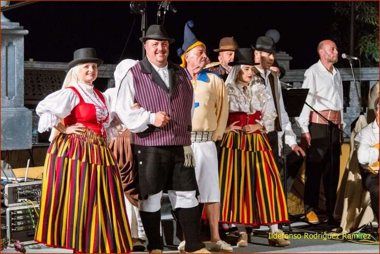 El grupo teldense durante su actuación (Foto Ildefonso Rodríguez)
