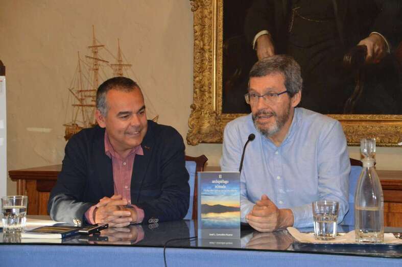 La presentación tuvo lugar esta noche en la Casa-Museo León y Castillo (Foto TA)