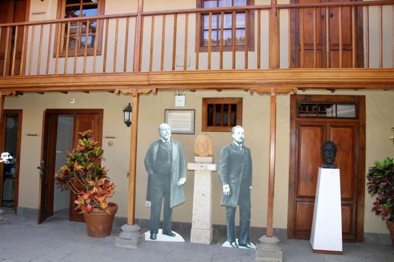 La obra está dedicada a Fernando y Juan de León y Castillo (Foto TA)