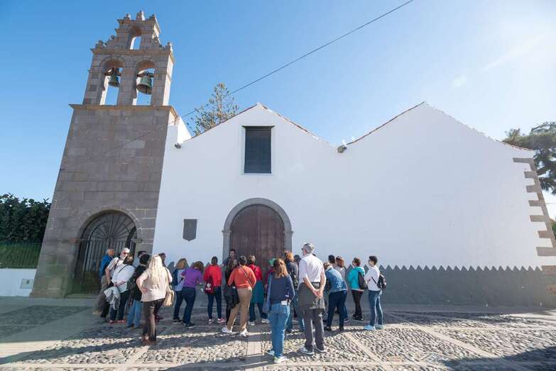 El barrio de San Francisco acogió el único Vía Crucis de Gran Canaria (Foto TA)