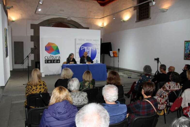La ermita de San Pedro Mártir acogió el pasado viernes la presentación de este poemario (Foto Jesús Ruiz)