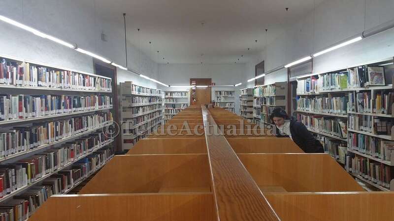 Interior de una de las salas de la Biblioteca Pública Montiano Placeres/TA.