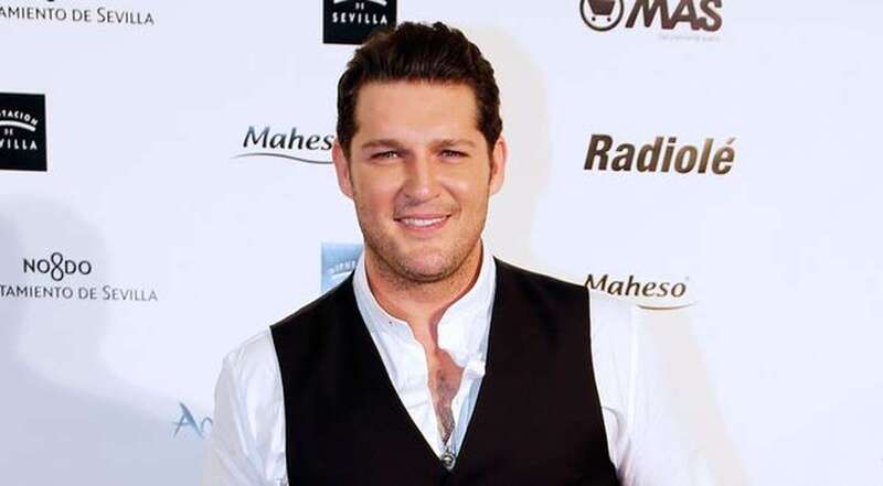 El Teatro Juan Ramón Jiménez brinda este sábado su escenario a Manu Tenorio / TA