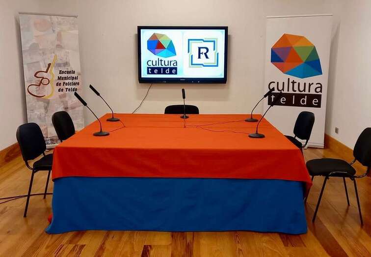 Todo preparado en la Casa Condal para el programa especial de Radio Faycán/TA.