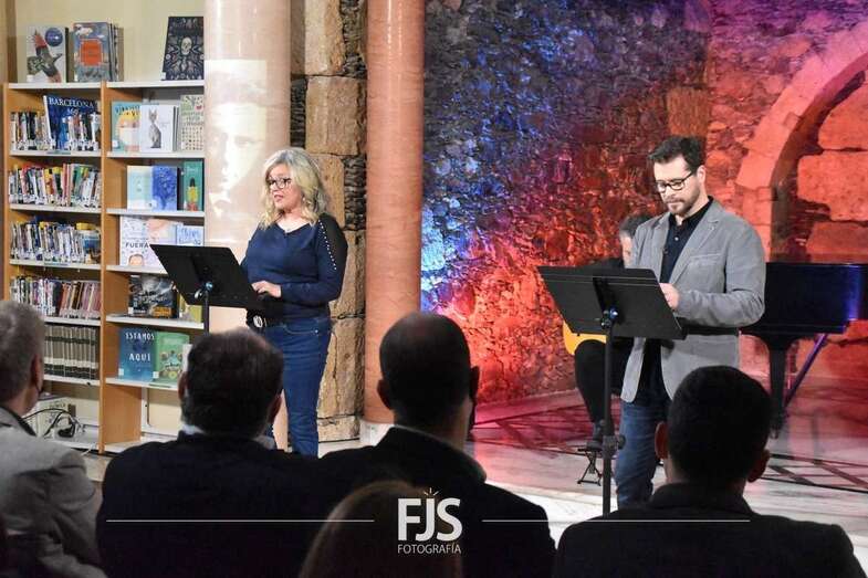 El acto tuvo lugar anoche en la Biblioteca Pública Saulo Torón/Francisco Javier Santana.