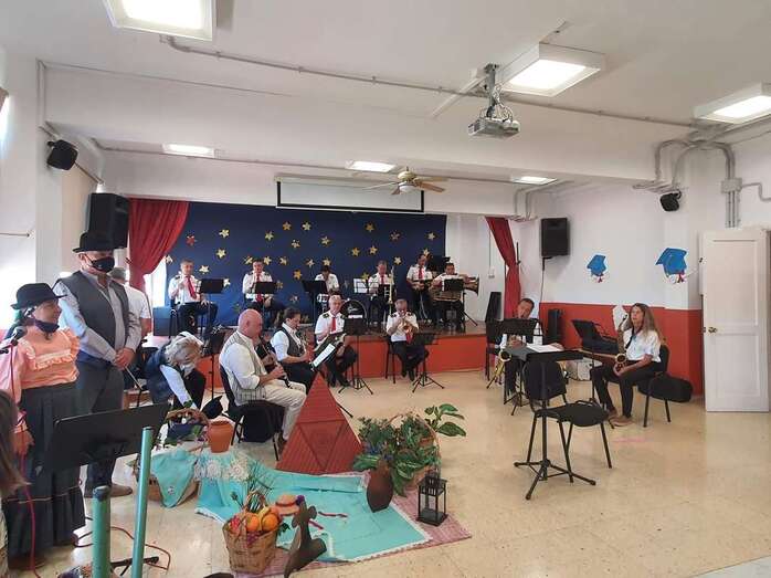 Concierto de la Banda en el CEIP Príncipe de Asturias/TA.