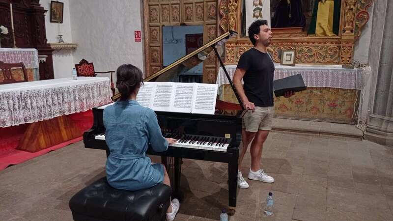 Momento del ensayo del concierto que habrá esta noche a partir de las 19.00 horas/TA.