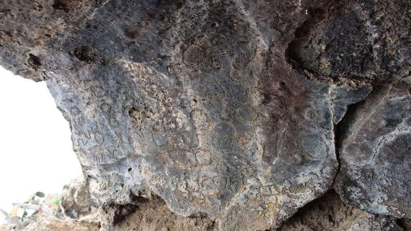 Escritura líbico-bereber en la Cueva del Agua, El Hierro, la isla con el mayor número de yacimientos de Canarias con caracteres del alfabeto indígena/Cabildo de El Hierro.