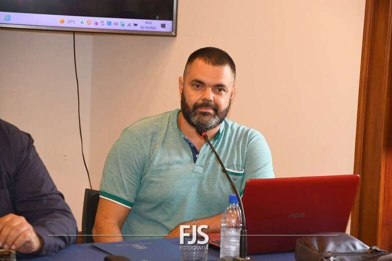 Eliezer Medina, profesor de Secundaria, uno de los autores del libro/Francisco Javier Santana.