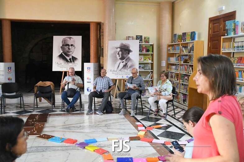 Encuentro de clubes de lecturas en Arnao/Francisco Javier Santana.