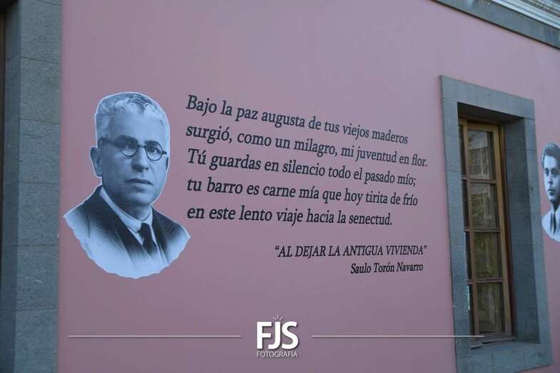 Biblioteca Pública de Arnao/Francisco Javier Santana.