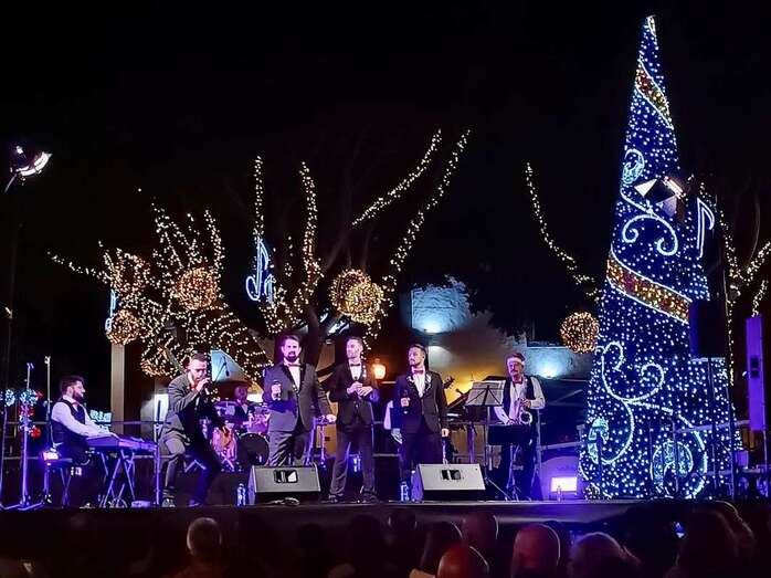 Momento del concierto de Los Dandys del Swing/TA.