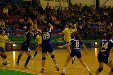 Imagen de archivo de un partido del Rocasa contra el Bera Bera (Foto: TA)