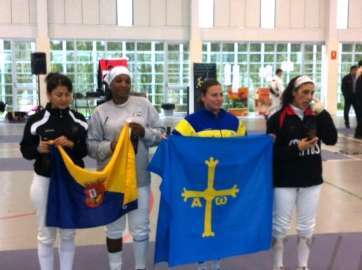 Las tiradores del Ceiscan, Marín y Sánchez, en la izquierda de la imagen (Foto TA)