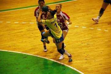 El acierto en ataque y la buena defensa atrás, claves en el partido (Foto Miguel Ángel Suárez)