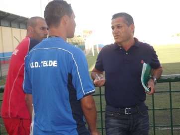 Tomás Alfonso (d) será el encargado de impartir las charlas (Foto TA)