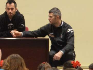 Jonathan Hernández, en un momento de la visita (Foto TA)