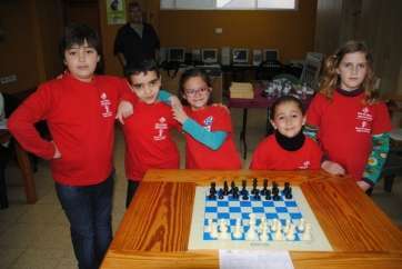 Ajedrecistas benjamines del Telde Los Llanos (Foto Telde Los Llanos)