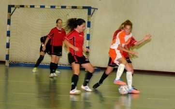 Imagen del partido de ida entre el Faycán y el TeldeSala (Foto TA)