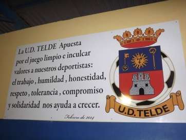 Cartel colocado por parte del Telde (Foto TA)