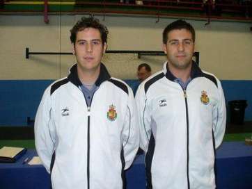 Árbitros de balonmano (Foto TA)