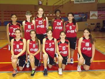 El Lude Básket Tara fue el primero en jugar (Foto: TA)