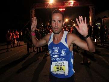 Saúl Castro a su llegada a meta (Foto TA)