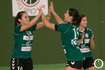 Jugadoras del Adesal (Foto Madero Cubero)