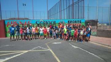 Participantes en la acampada de la escuela del Rocasa (Foto TA)
