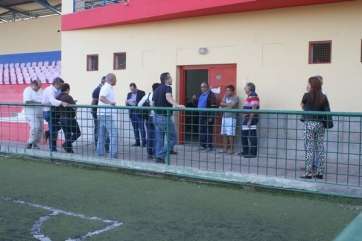 Momentos previos a la asamblea celebrada ayer en la sede del club teldense (Foto Francisco Socorro-C7)