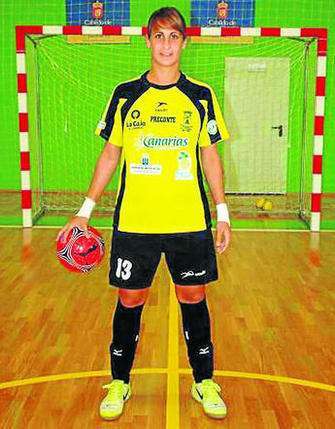 Esher, exportera del Preconte Telde (Foto Elalmeria.es)