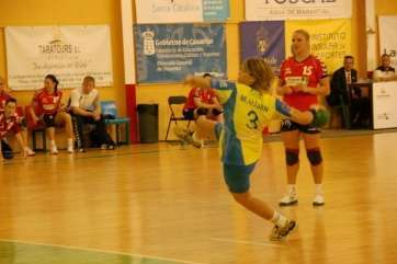 La lateral zurda María Luján (Foto TA)