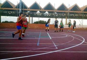 Jugadores del Basket Tara entrenan en Narea (Foto TA)