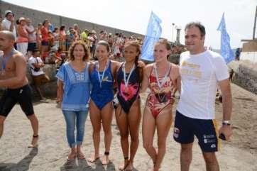 Verónica Navarro, la segunda fémina por la derecha (Foto Acfi Press)