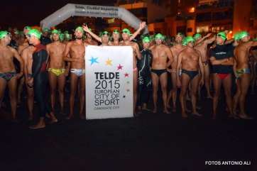 Los participantes de la prueba minutos antes de recibir la salida (Foto Antonio Alí)