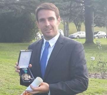 Marrero con la medalla (Foto C7)