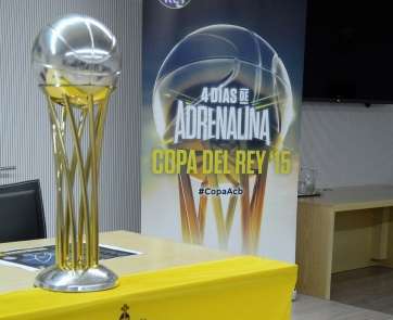 Trofeo que se exhibe en Telde (Foto TA)