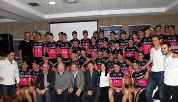 Acto de presentación de la plantilla de 2015 (Foto TA)