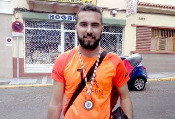 Ayoze Mendoza consiguió el bronce en su estreno como tirador (Foto Ceiscan-Telde)