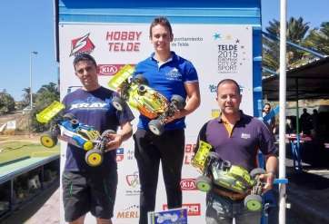 Podio de la prueba, con Artiles en lo más alto (Foto TA)