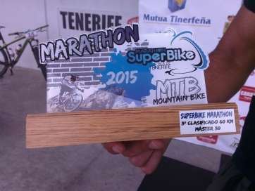 Imagen del trofeo logrado por los teldenses (Foto TA)