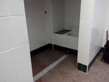 Mejoras realizadas en los vestuarios del Pabellón Antonio Moreno (Foto TA)