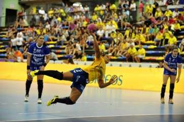 Momento del partido de este sábado (Foto TA)