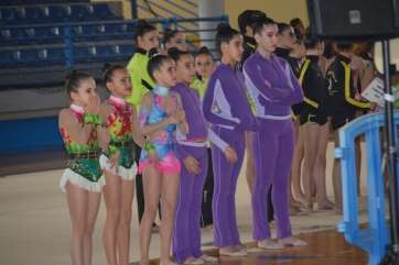 Gimnastas del Attenta en un torneo en el Rita Hernández (Foto TA)