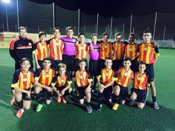 El equipo Sporting Ciutat de Palma, subcampeón de liga, con el entrenador teldense Adrián Santana (Foto cedida)