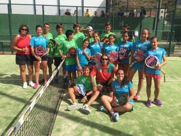 Imagen de la jornada de trabajo que la selección ofreció este domingo en el Club La Calzada (Foto cedida a TA)