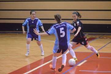 Momento del encuentro entre Vallirana y Preconte en la pasada temporada (Foto TA)